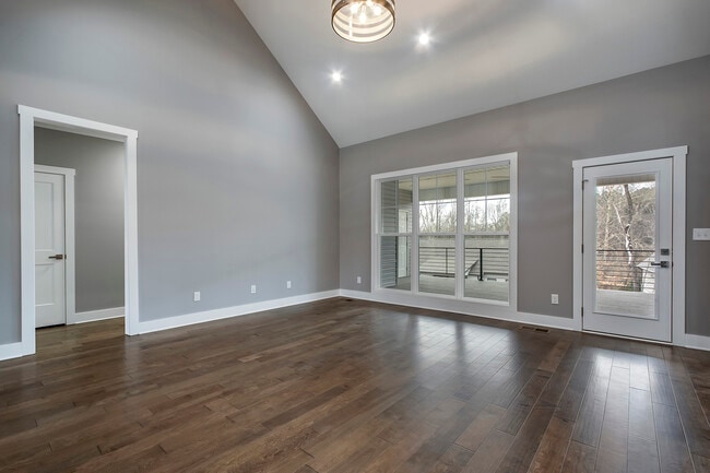 Photo - 154 Kawga Way