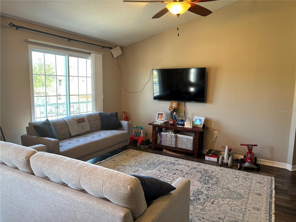 Photo - 5155 5th Way N