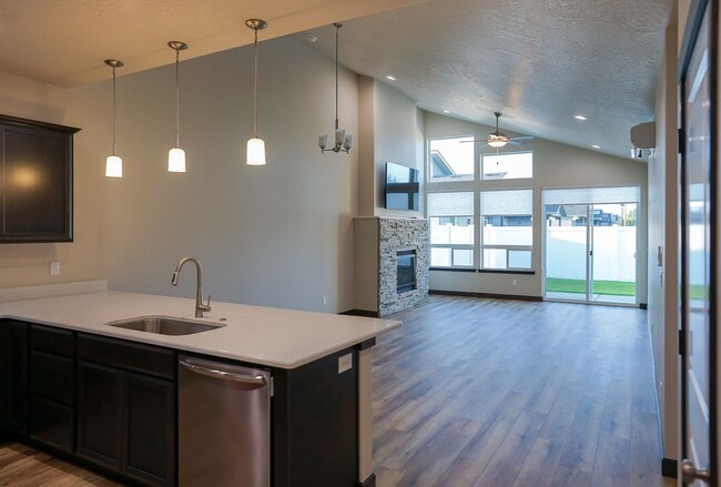 Building Photo - Brand New 2 Bedroom 2 Bath in Coeur d'Alene