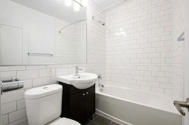 Photo - 99, 150 Dowling Avenue