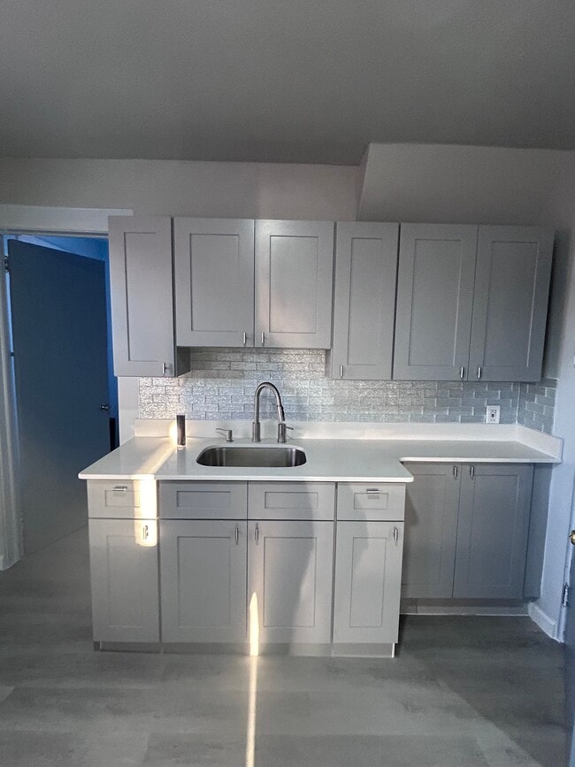 Photo - 415 Highland St Unit 2