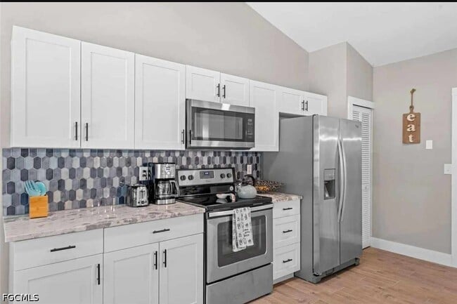 Photo - 2206 SE 4th St