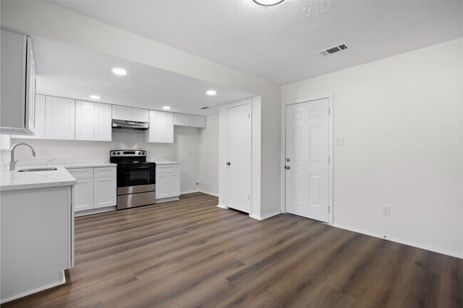 Photo - 8343 Carriage Creek Dr