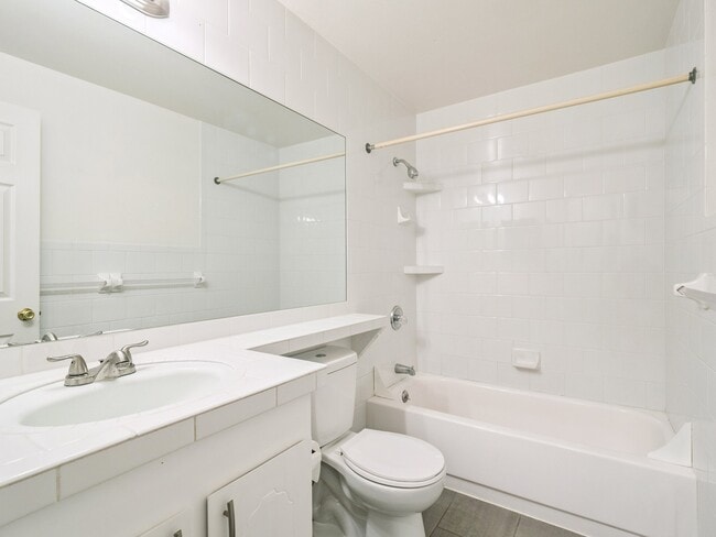 Photo - 6017 W Jefferson Pl