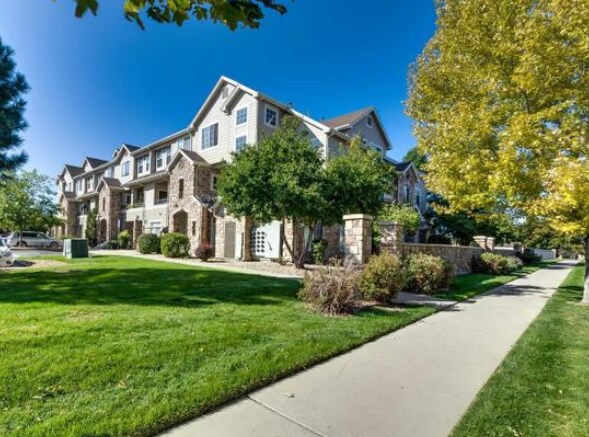 Photo - 1535 S Florence Way Unidad 402