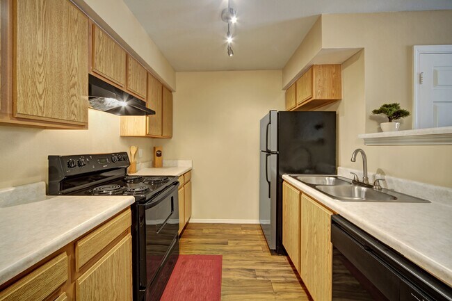 Photo - Summit Point