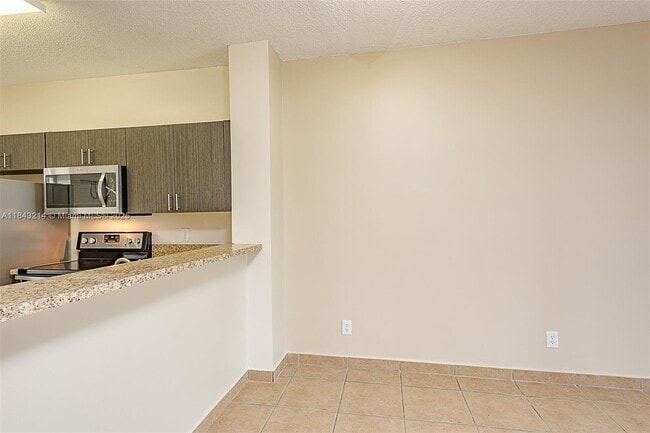 Photo - 705 SW 122nd Ave