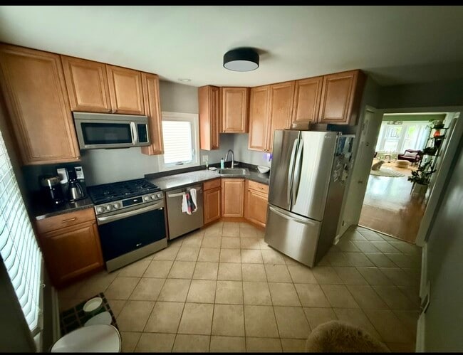 Photo - 5112 W Grace St Unit 1
