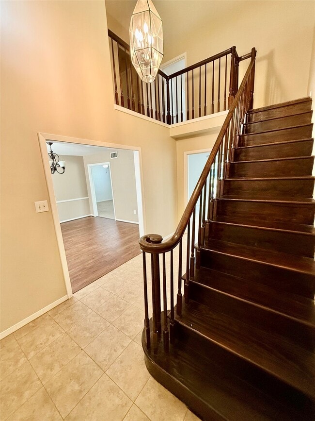 Photo - 106 Longacre Dr