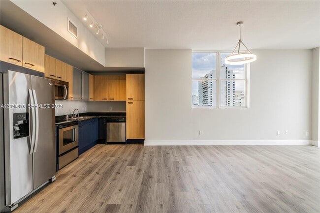 Photo - 1350 NW 8th Ct Unit A1-7