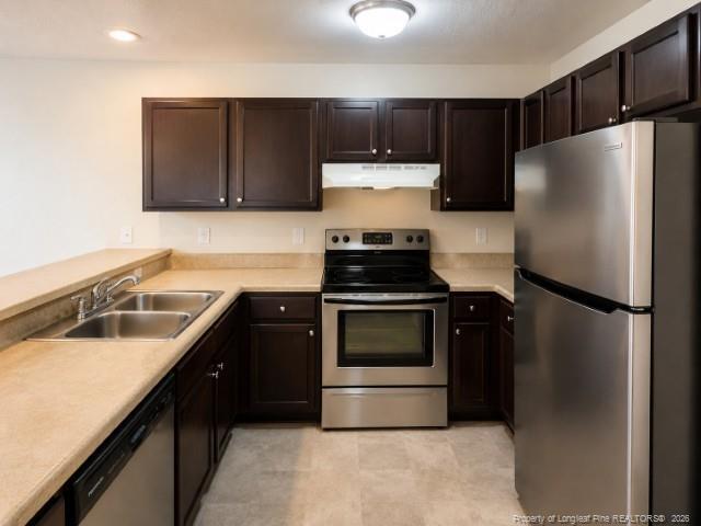 1820 Tryon Dr