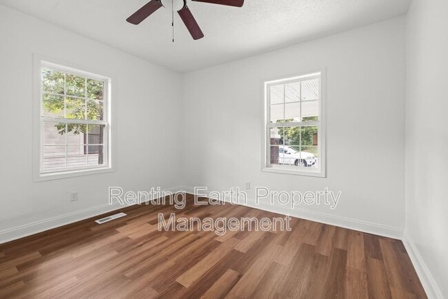 Photo - 2619 Avenue F