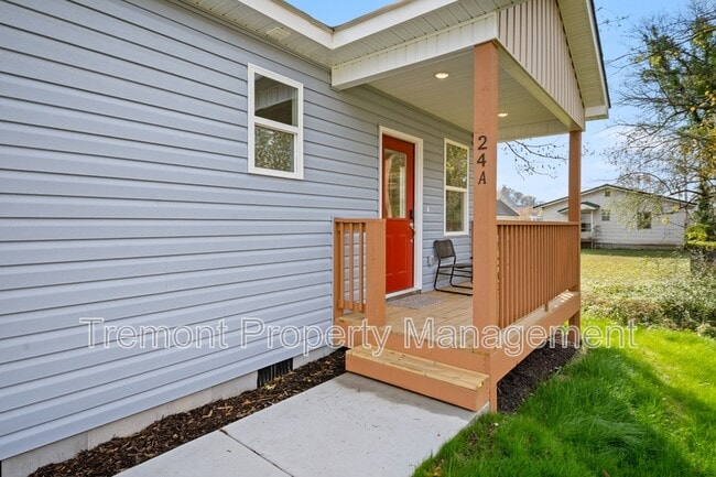 Photo - 24 Sawyer St