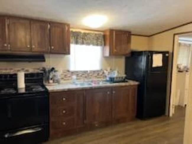 Photo - $1,000 - 2 Bedroom / 2 Bath Unfurnished Mo...