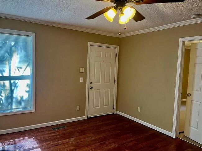 Photo - 2905 SW Archer Rd Unit 4019
