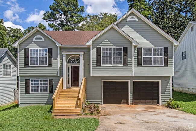 Building Photo - Rare Find: 4 Bedroom + 3 Bathroom + 2-Car ... Rental