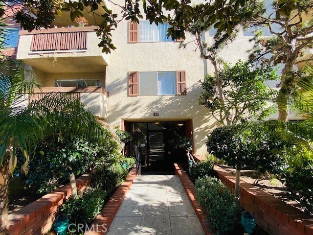 Photo - 811 6th St Unidad 305