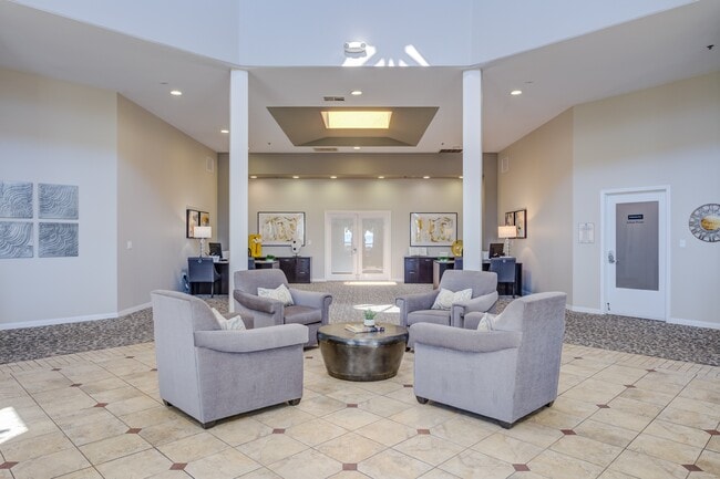 Tesoro at Porter Ranch - Lobby