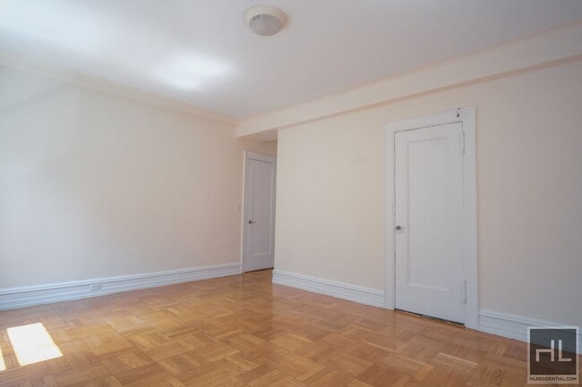 Photo - West 55th Street Unit 4A