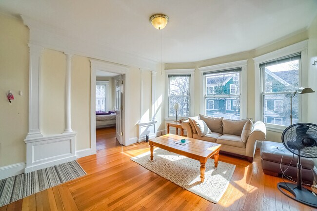 Photo - 152 Mansfield St Unit 2