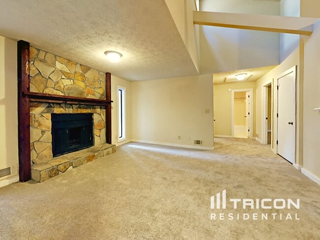 Photo - 5054 Stoney Point Ln