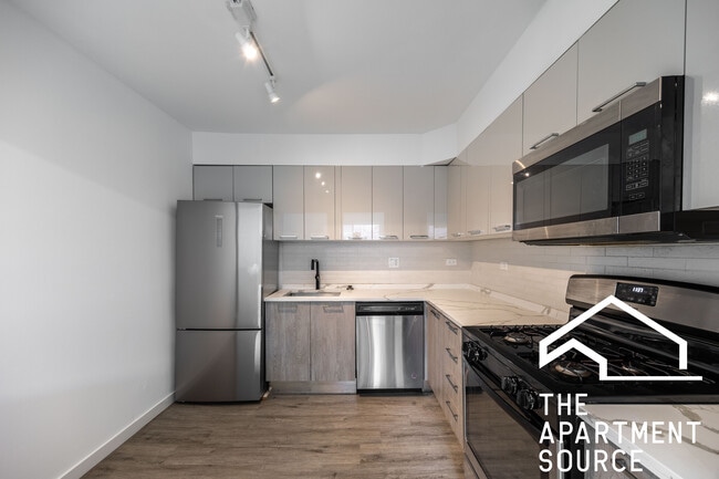 Photo - 7621 N Sheridan Rd Unit 2G