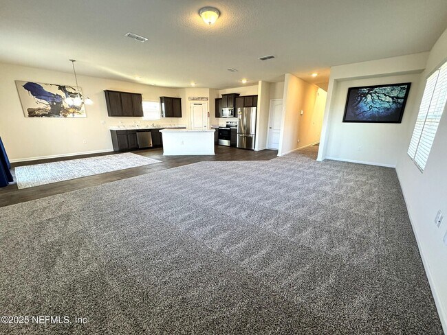 Photo - 2120 Province St