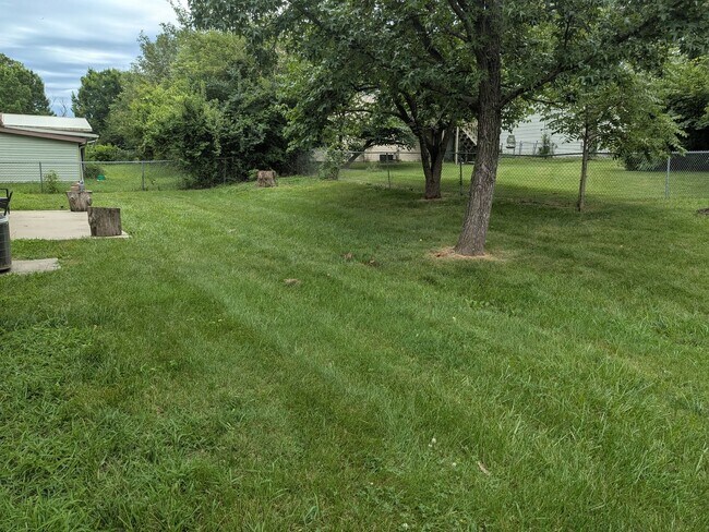 Photo - Fully furnished. All utilities included 3 Bed 1.5 Bath House