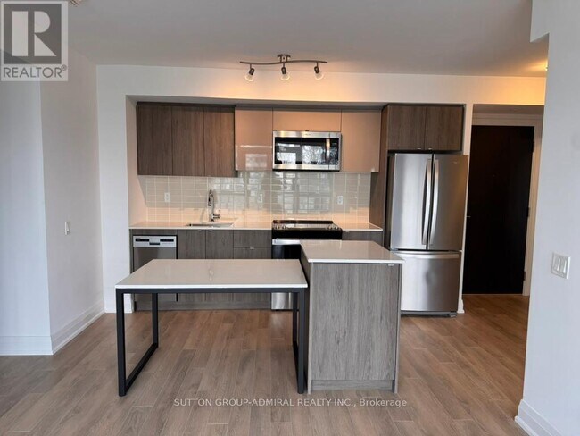 Photo - 1461 Lawrence Ave W Unité 304