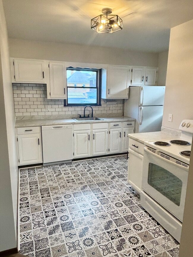 Photo - 1033 Wilson Ave Unit Rear