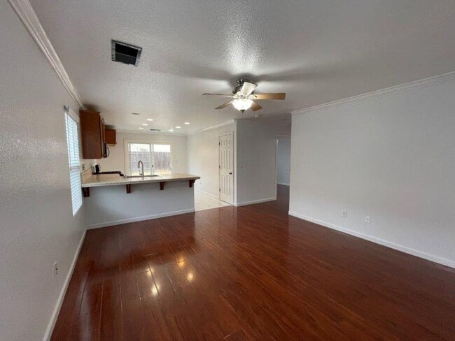 Photo - 2 Bed 1 Bath Elk Grove Home