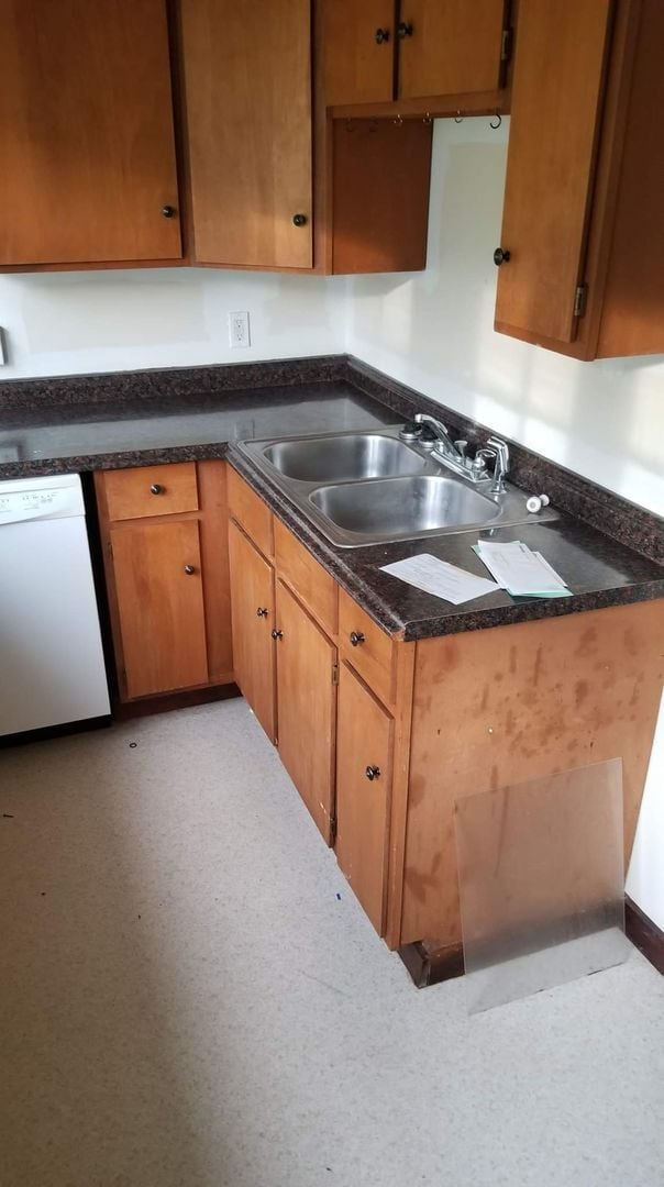 Photo - 245 1/2-242 N Spring St Unidad 2