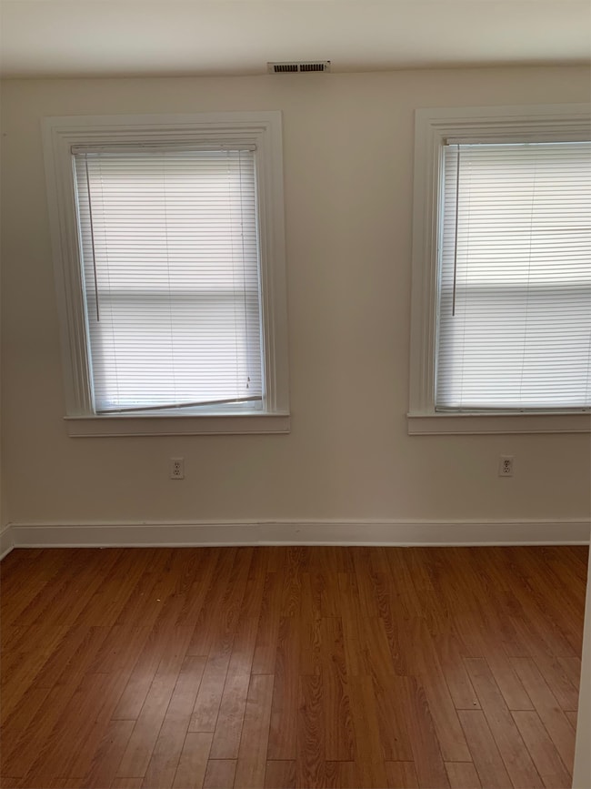 Photo - 2225 Venable St