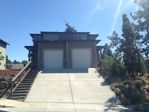 Building Photo - K1021 Unit 1021 NE Kayak Loop - A