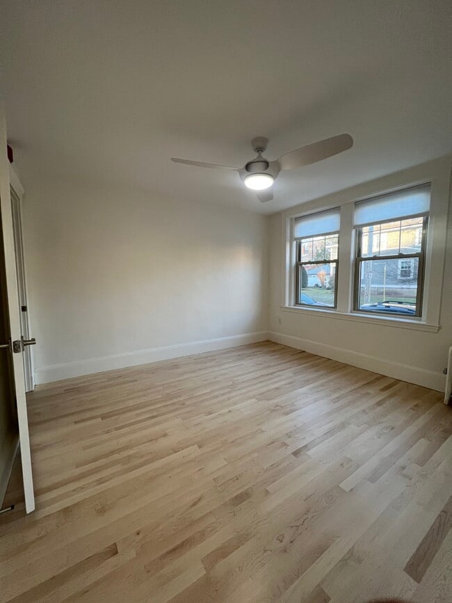 Photo - 26 Bradlee Rd Unit 3