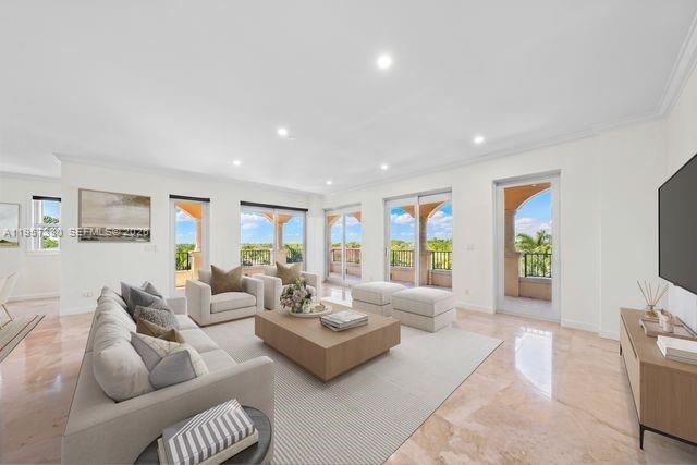 Building Photo - 13633 Deering Bay Dr Unit 256