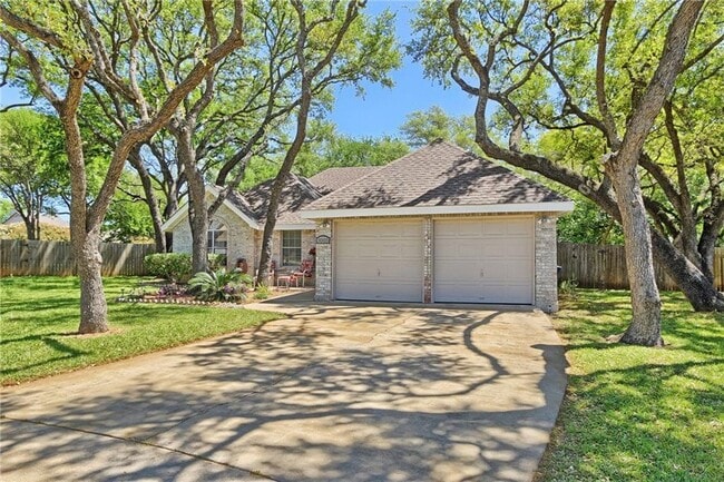Building Photo - 3005 Foxton Cove Rental