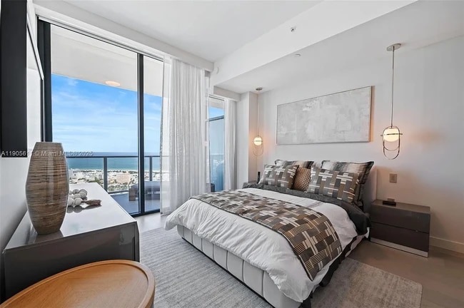 Photo - 501 West Ave Unidad #4104