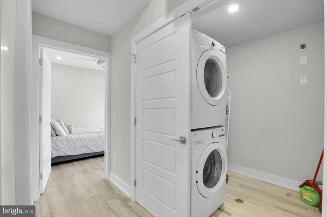 Photo - 2209 N Broad St Unit 401