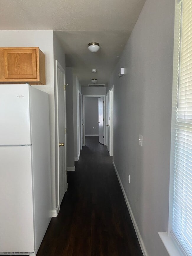 Photo - 601 N Bastrop St