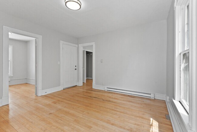 Photo - 3624 Bloomington Ave Unidad Upper