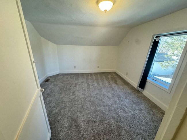 Photo - 2 Bedroom/ 1 Bath Home