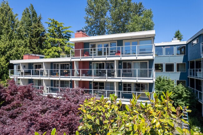 Exterior - The Taylor Anne