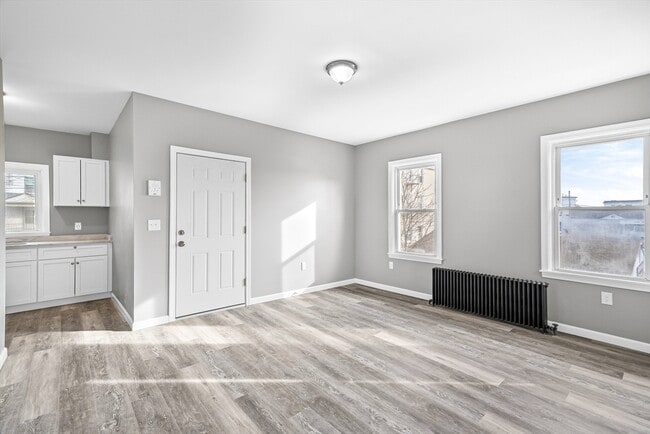 Photo - 712-722 Eastern Ave Unidad 2