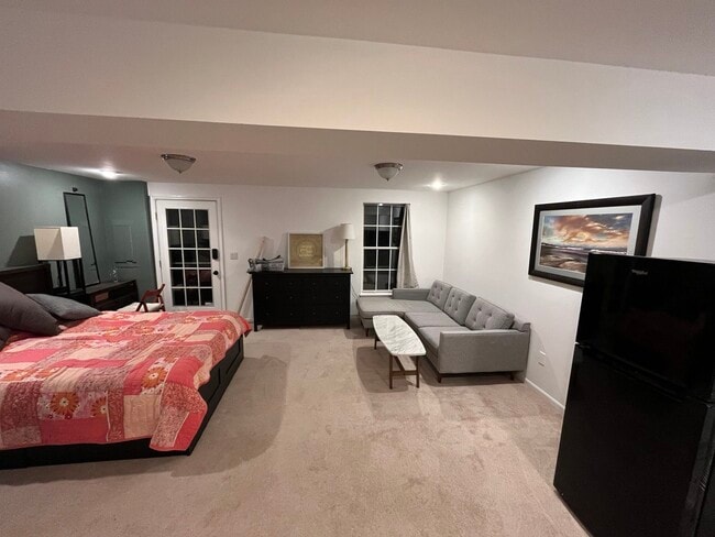 Building Photo - 6572 Kelsey Point Cir