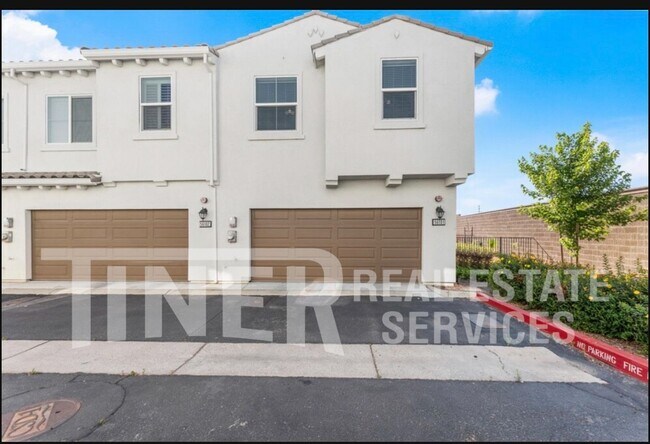 Photo - 5301 E Commerce Way Unit #56101