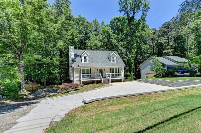 Photo - 1530 Plunketts Rd
