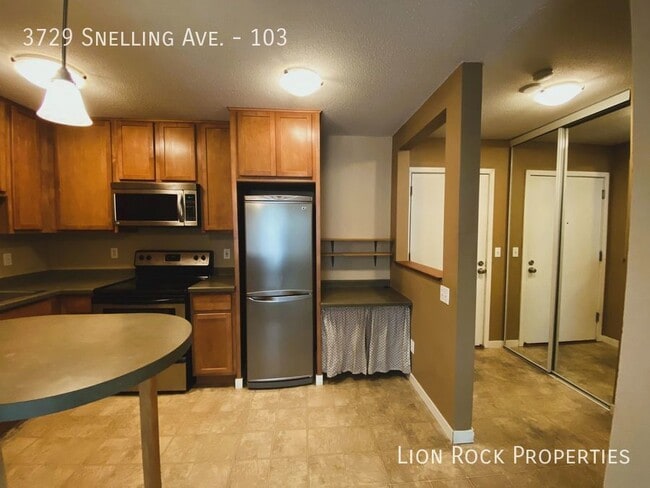 Building Photo - 3729 Snelling Ave Unit 103