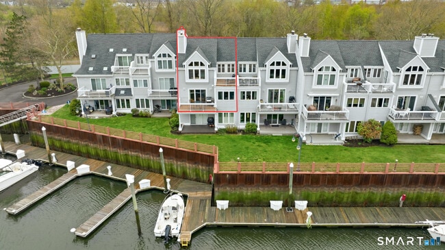 Building Photo - 216 Breakers Ln Unit 216