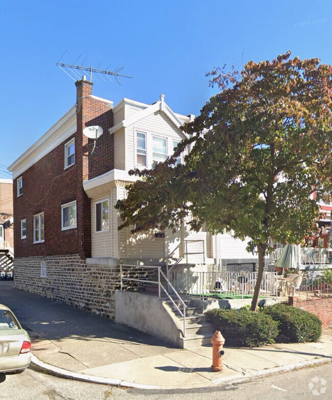 Building Photo - 1849 Sulis St Rental